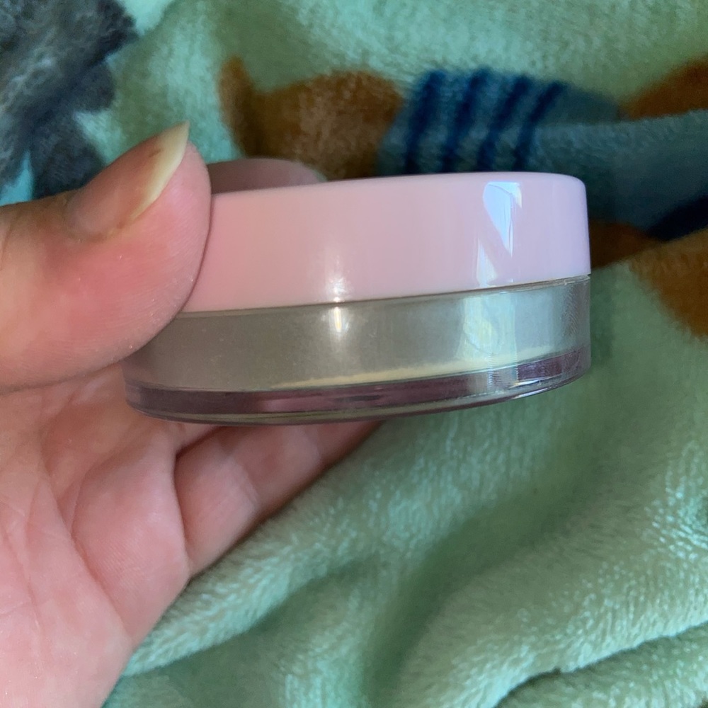 3/$12🧡💜kylie loose powder container - Picture 2 of 5